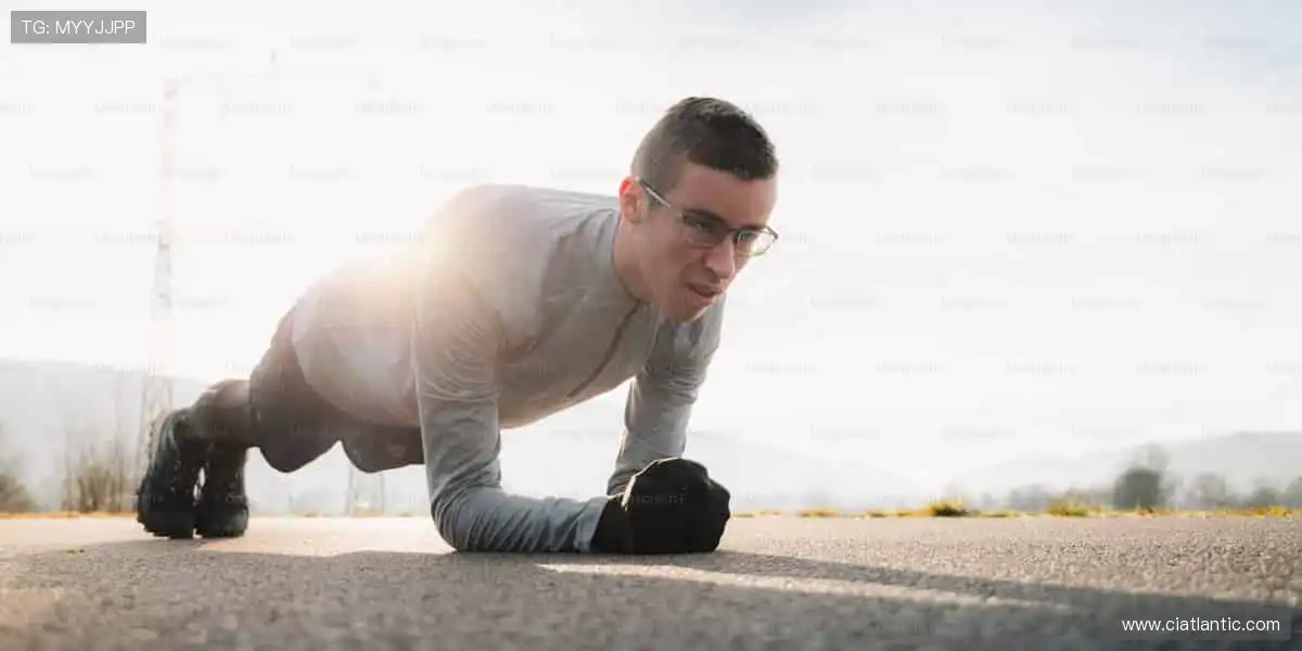 全球麻将扑克乐园：国粹德扑多种桌型，实时胡牌不停